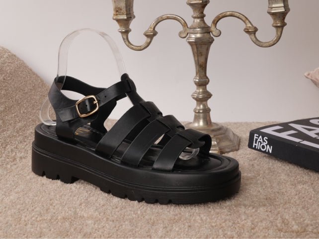 Danni - Chunky Sole Strap Detail Sandals In Black - Pinstripe
