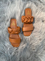 Load image into Gallery viewer, Alex - Plaited Strap Faux Leather Sliders - Pinstripe
