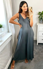 Load image into Gallery viewer, Lizzie - Oversized Plain Jumpsuit - Pinstripe
