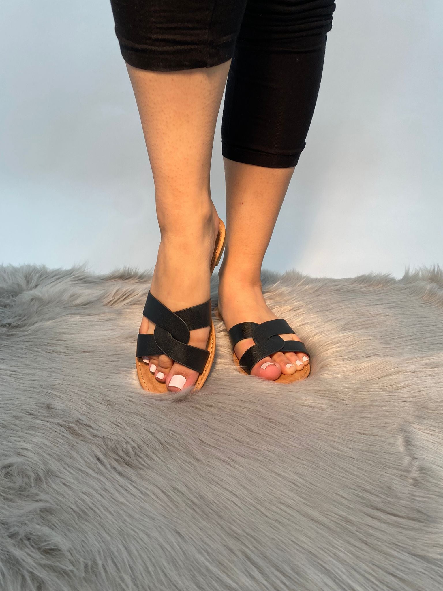 Odetta - Faux Leather Interlocked Strap Slip On Sliders - Pinstripe