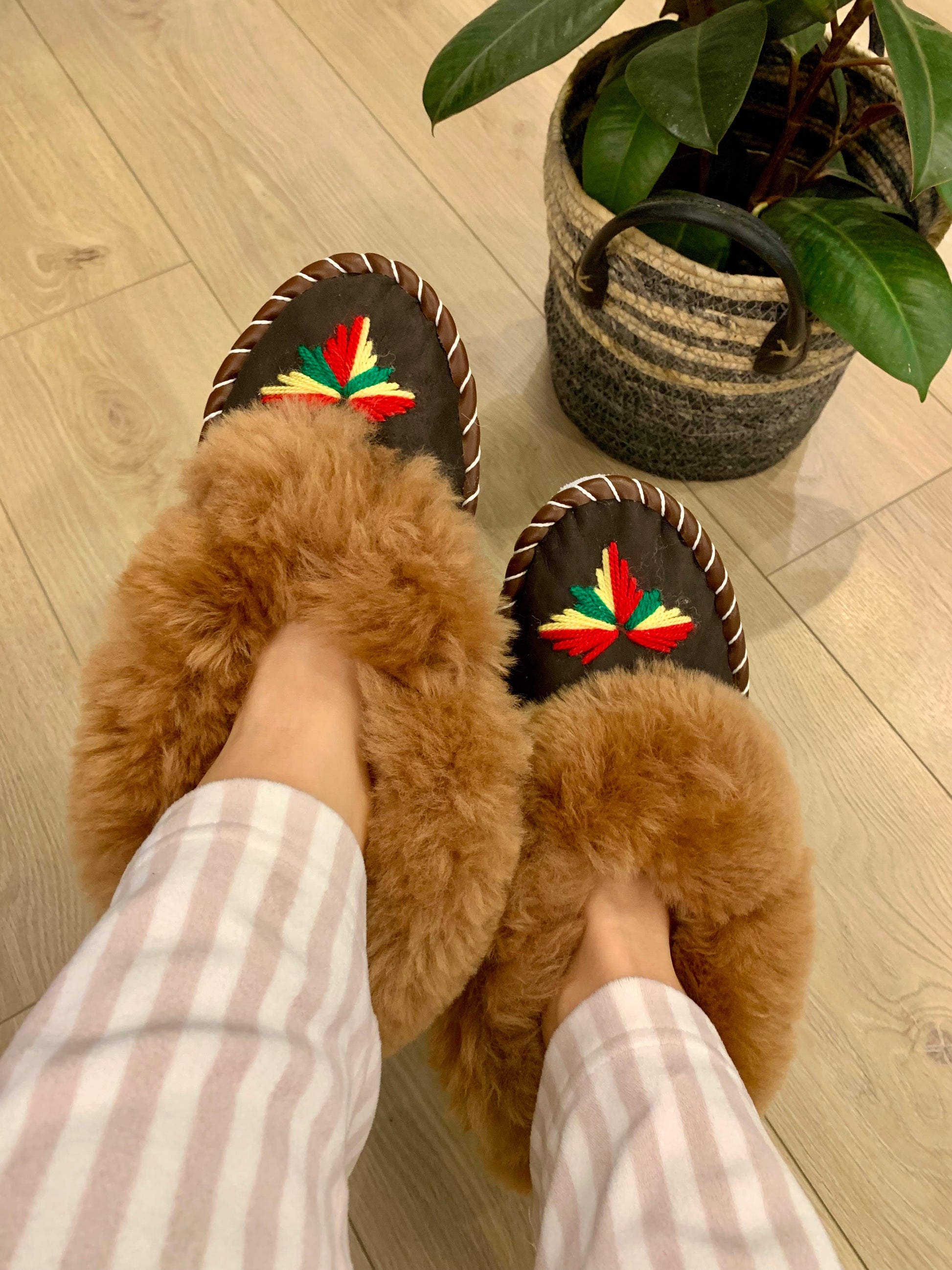 Sheep 🐑 Fur Slippers - Pinstripe
