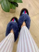 Load image into Gallery viewer, Sheep 🐑 Fur Slippers In Navy - Pinstripe
