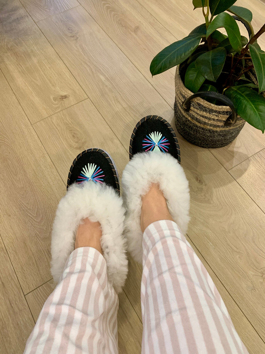 Sheep 🐑 Fur Slippers The One Of A Kind - Pinstripe