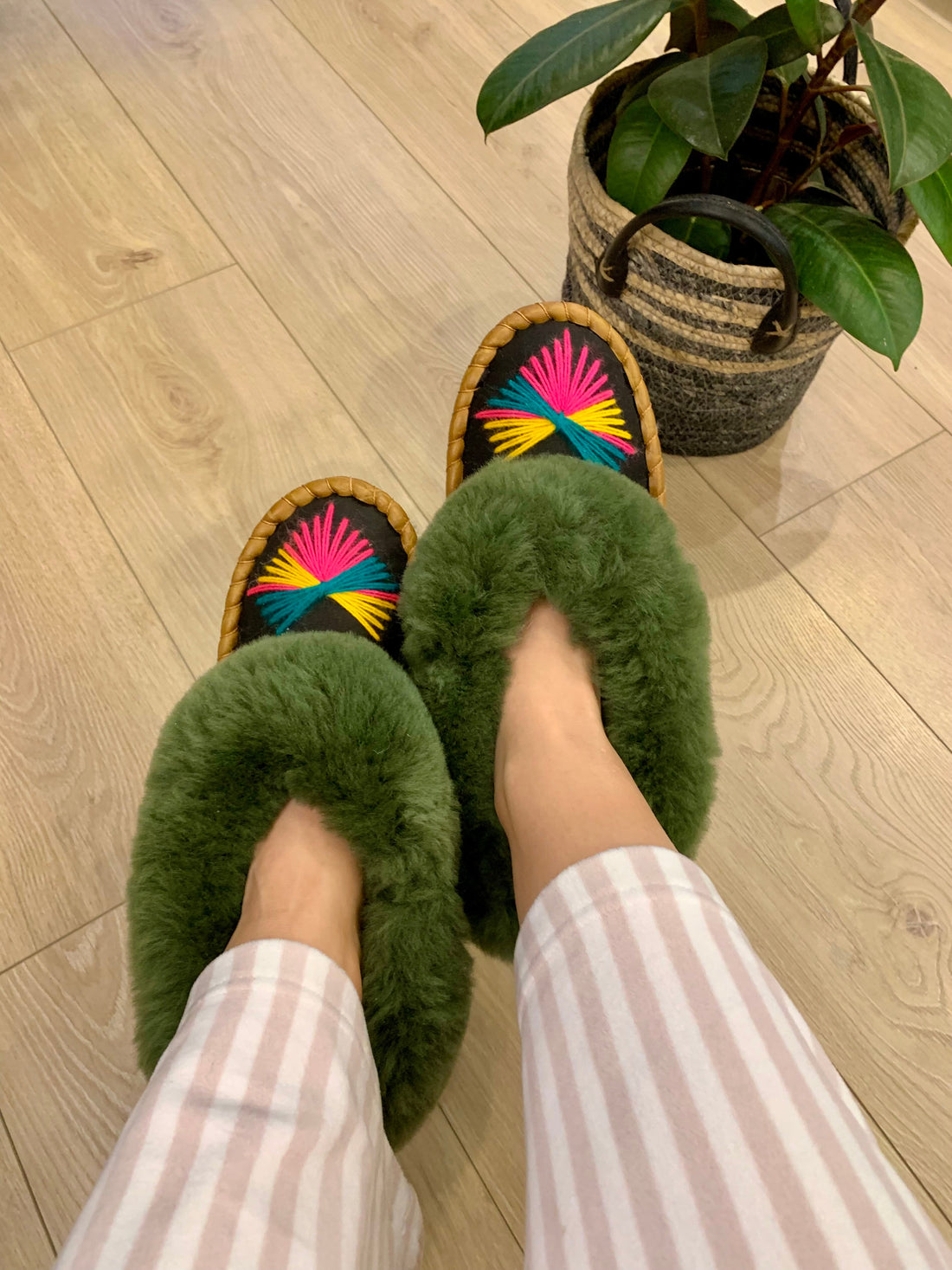 Sheep 🐑 Fur Slippers The One Of A Kind - Pinstripe